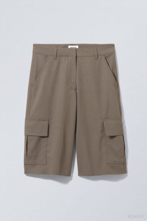 Weekday Arwen Cargo Suiting Shorts Khaki | UEVS7523