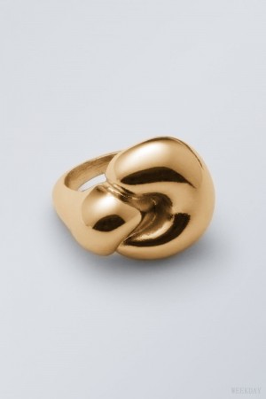 Weekday Bold Ring Golden | TKWS0659