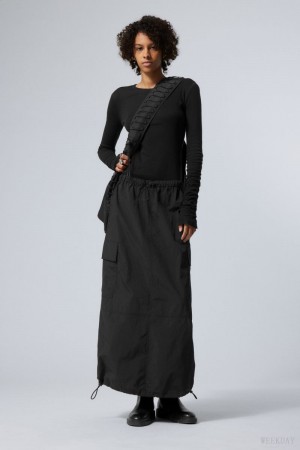 Weekday Edge Cargo Skirt Black | OJTT4496