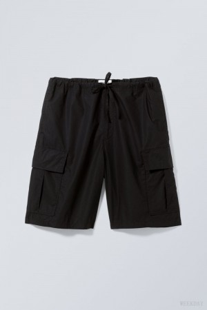 Weekday Parachute Loose Cargo Shorts Black | GBYL8407