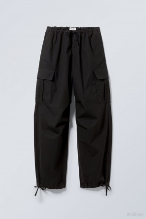 Weekday Parachute Loose Cargo Trousers Black | DRNY6994