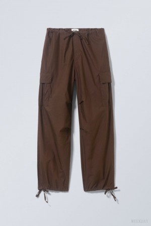 Weekday Parachute Loose Cargo Trousers Dark Brown | KYBK2261