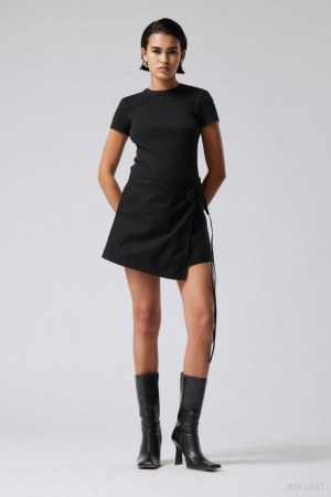 Weekday Wrap Mini Skirt Black | GSDR3499