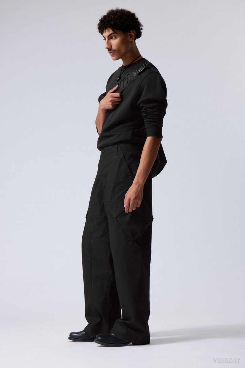 Weekday Astro Loose Asymmetric Cargo Trousers Black | EMFZ7285