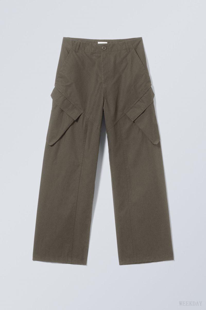 Weekday Astro Loose Asymmetric Cargo Trousers Khaki Green | TEKF1066