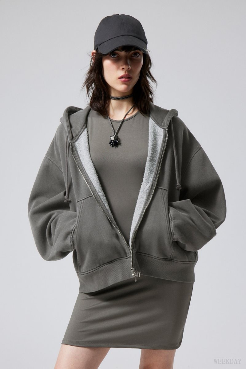 Weekday Boxy Heavyweight Zip Hoodie Dark Grey | ONIT7752