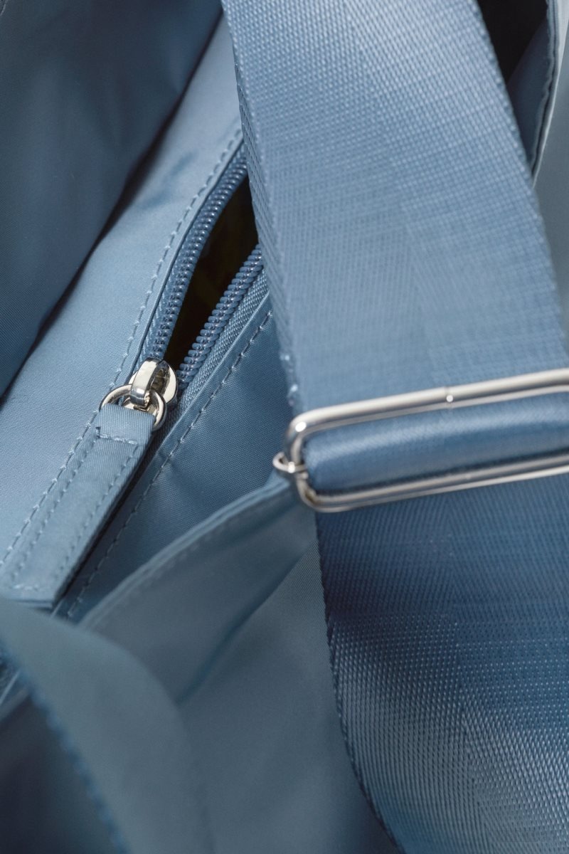 Weekday Carry Bag Blue | HPKW5134