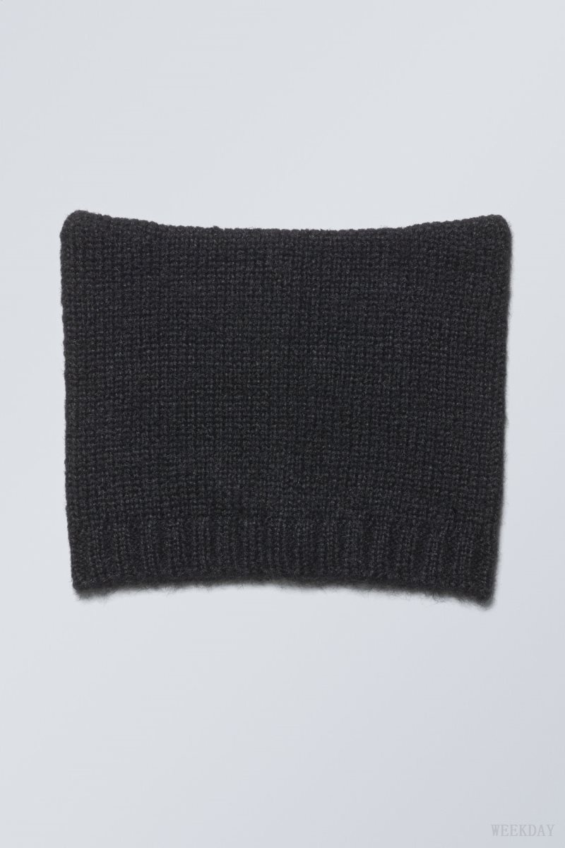 Weekday Cat Beanie Black | IVIR4071