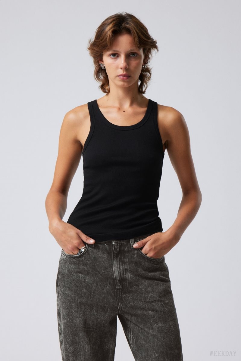 Weekday Close Fitted Tank Top Black | PVRD9694