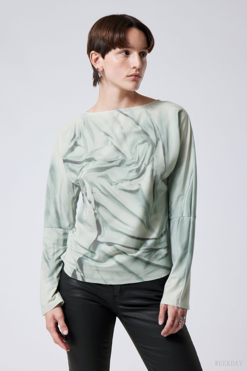 Weekday Derya Asymmetric Longsleeve Top Green | SFFR9233