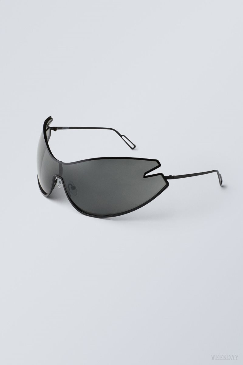 Weekday Fly Sunglasses Black | IGCH5807