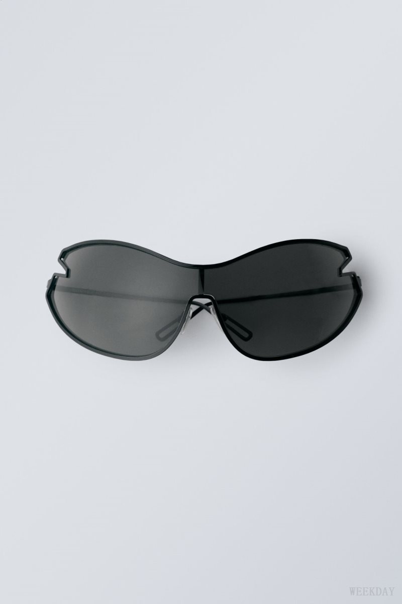 Weekday Fly Sunglasses Black | IGCH5807