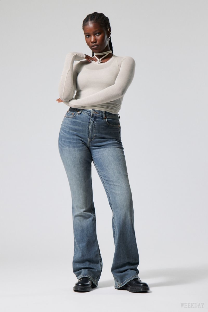 Weekday Glow Curve High Flared Jeans Blue | MRSN6331