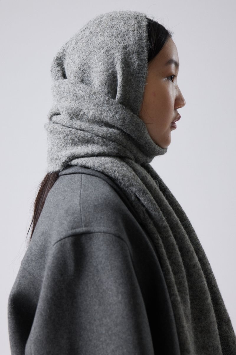 Weekday Hood Scarf Grey | YKQD0425