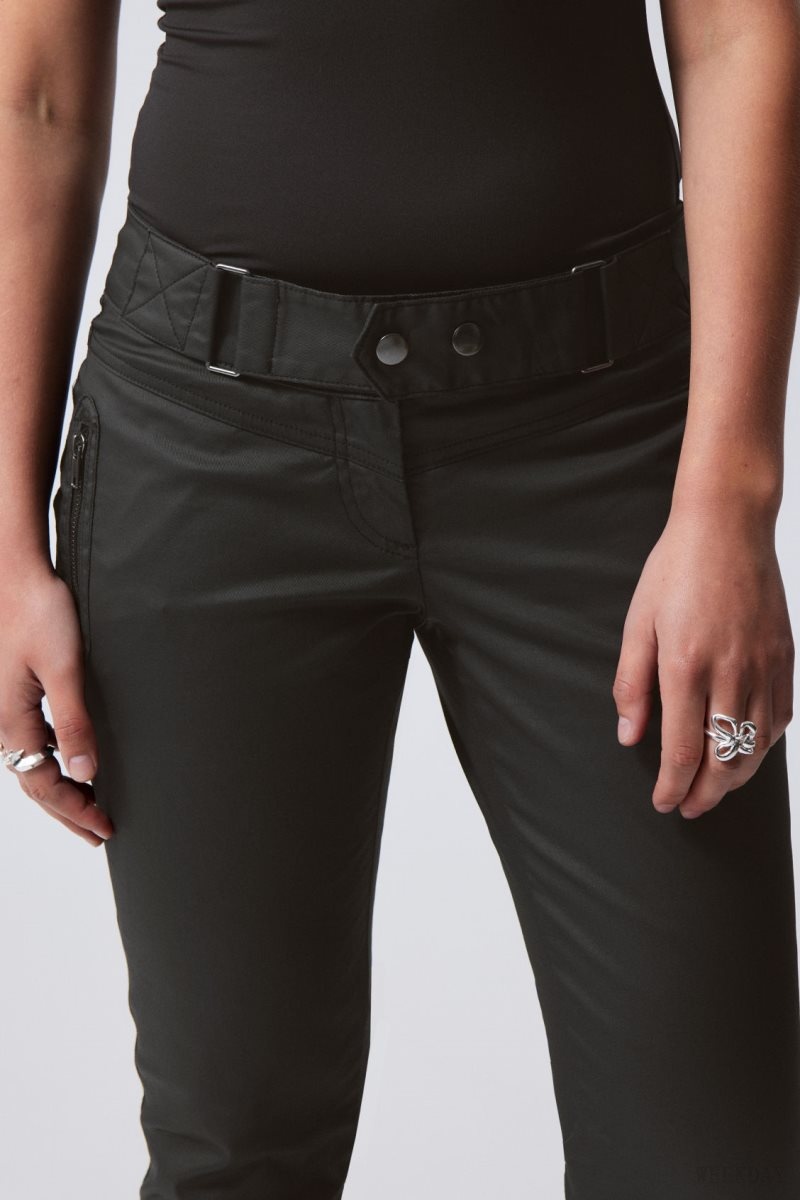 Weekday Jackie Low Waist Trousers Black | XMML0079