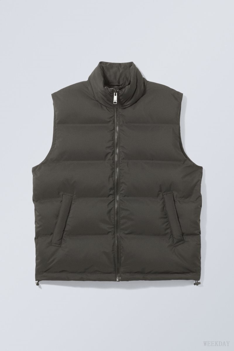 Weekday Kip Puffer Vest Black | CAVA7573