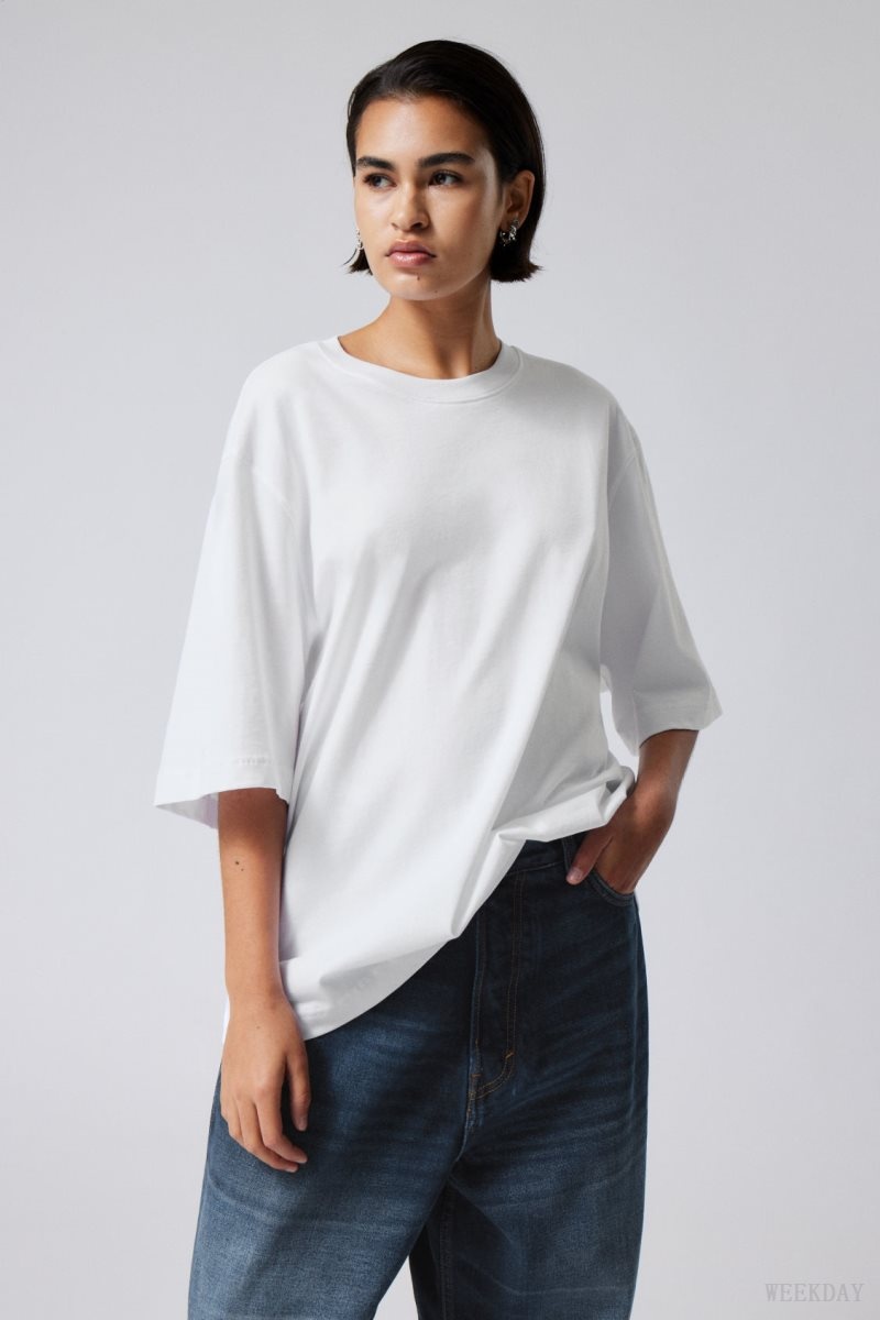 Weekday Loose Oversized Fit T-shirt White | MKGF3826