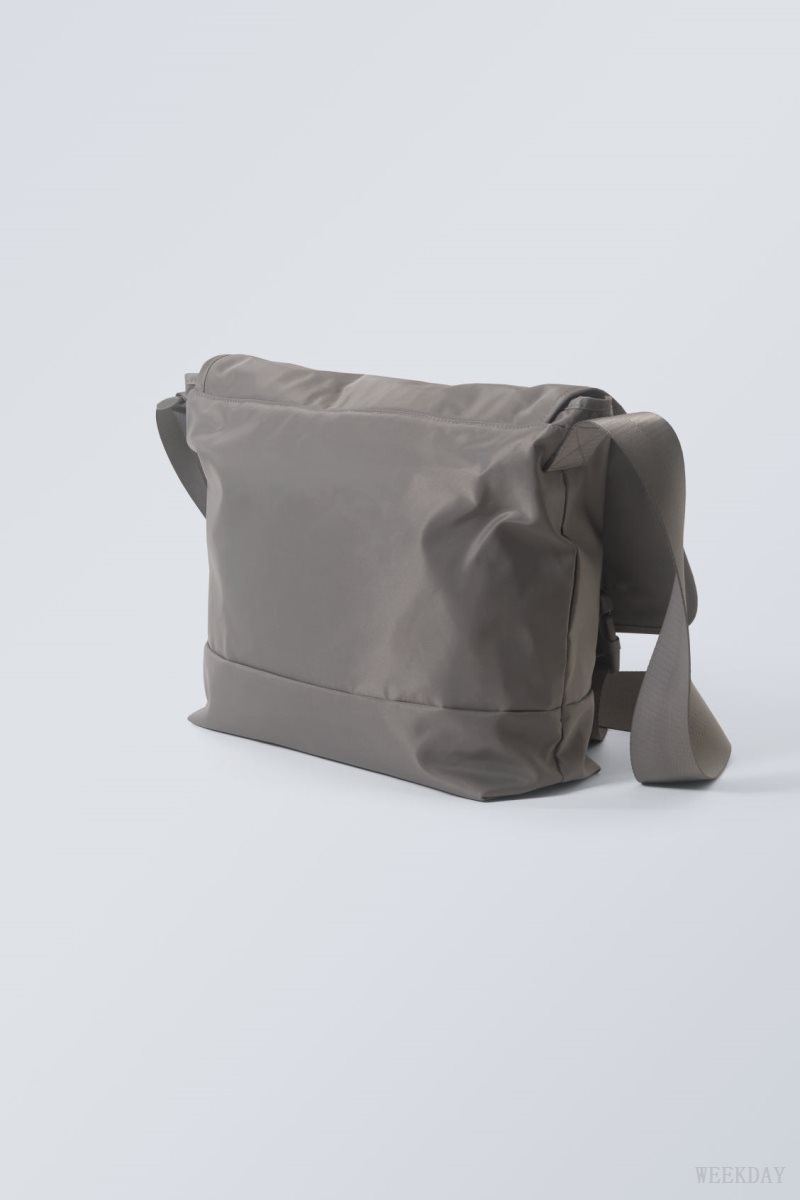 Weekday Messenger Bag Grey | EERZ4345