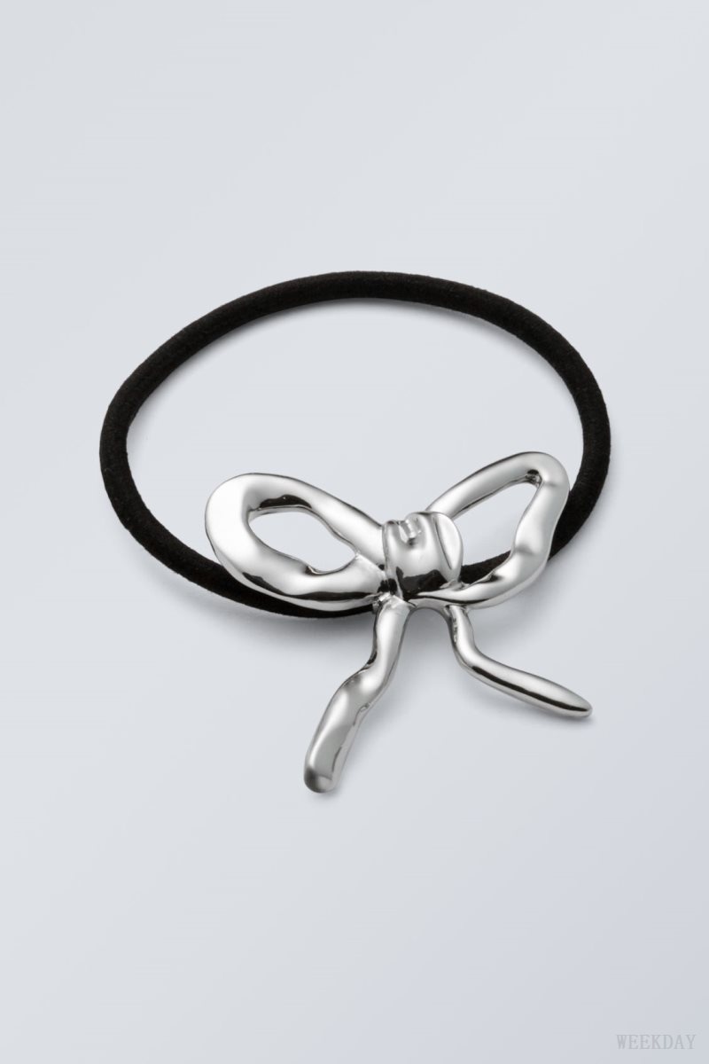 Weekday Metal Bow Hair Elastic Silver | ASAS8308