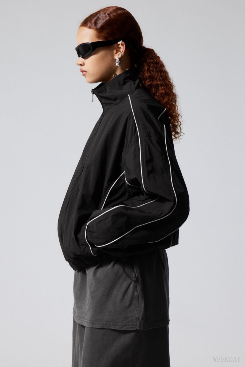 Weekday Nera Windbreaker Jacket Black | EDMI0110