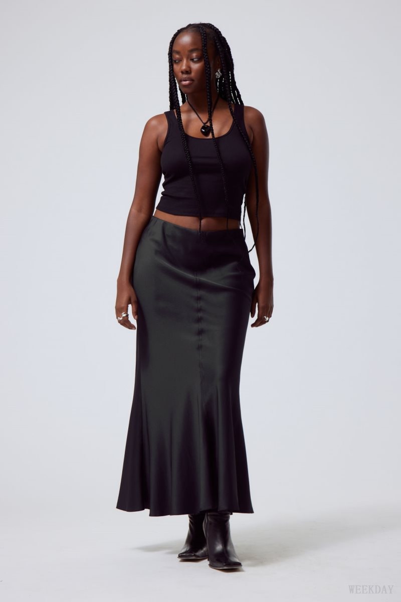 Weekday Paige Satin Long Skirt Black | LGGX8700