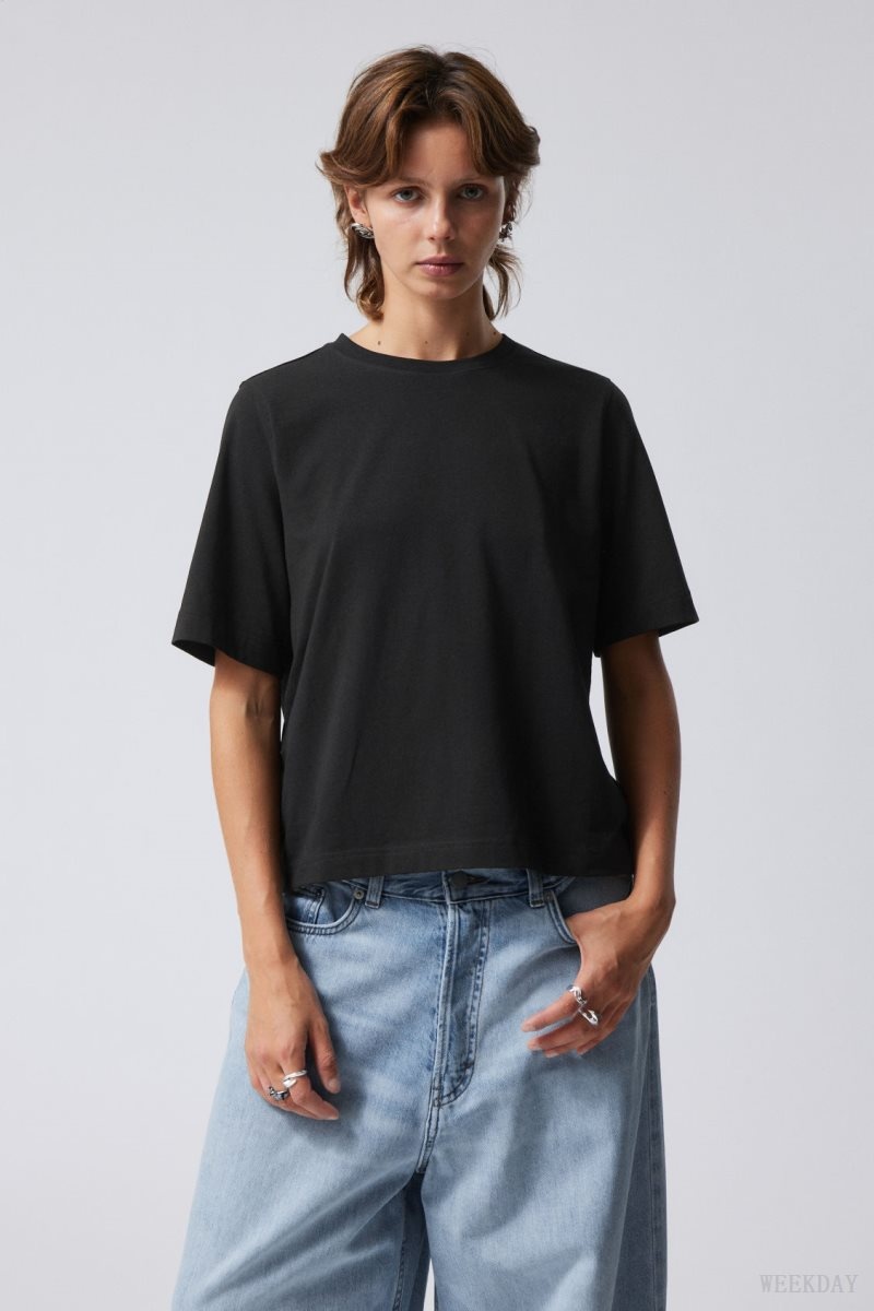 Weekday Perfect Boxy T-shirt Black | LBBF4563