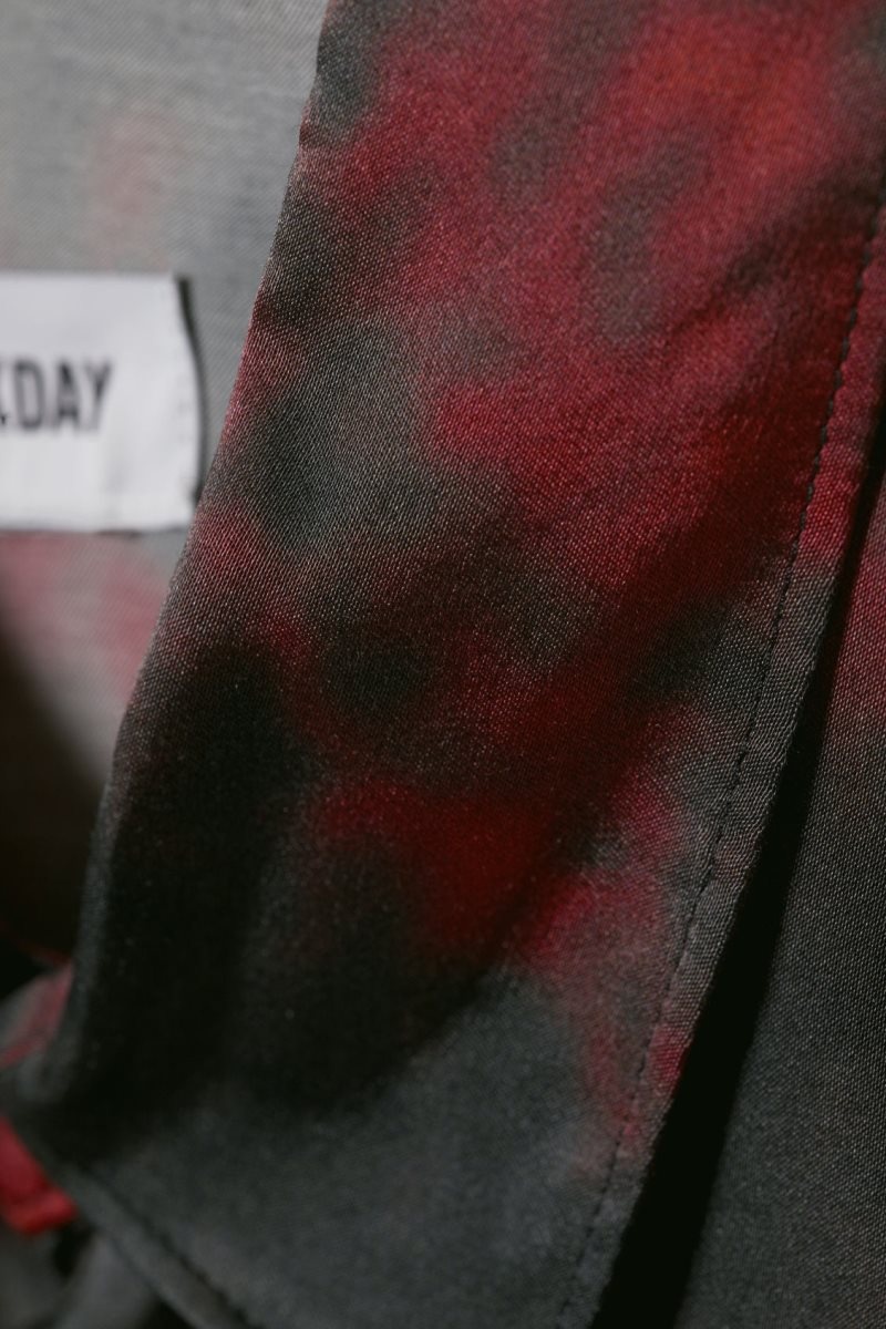 Weekday Relaxed Boxy Printed Shirt Black / Red | CLEG5098