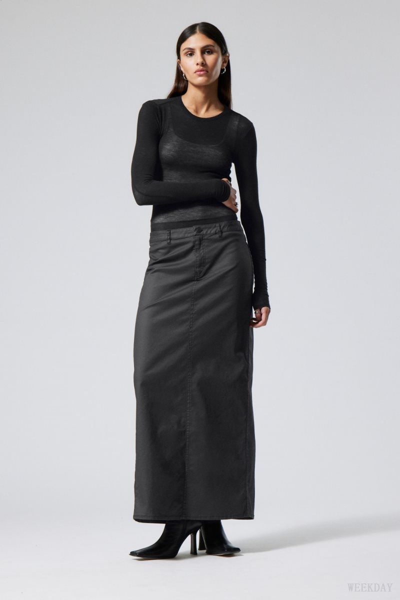 Weekday Rose Coated Maxi Skirt Black | BMHT8202