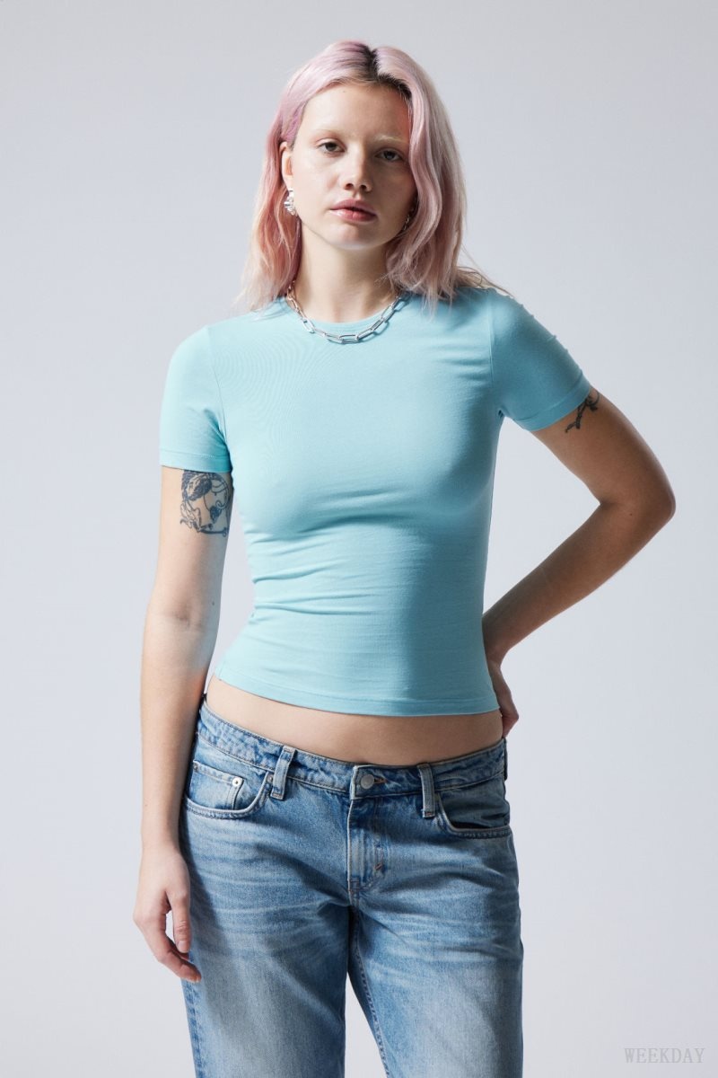 Weekday Slim Fitted T-shirt Light Blue | FAKF6244