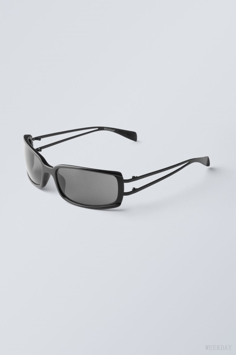 Weekday Tour Sunglasses Black | NHDJ3823