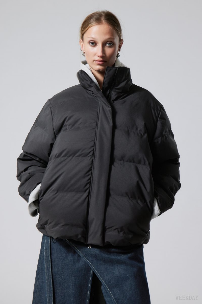 Weekday Xena Puffer Jacket Black | JMKJ6259